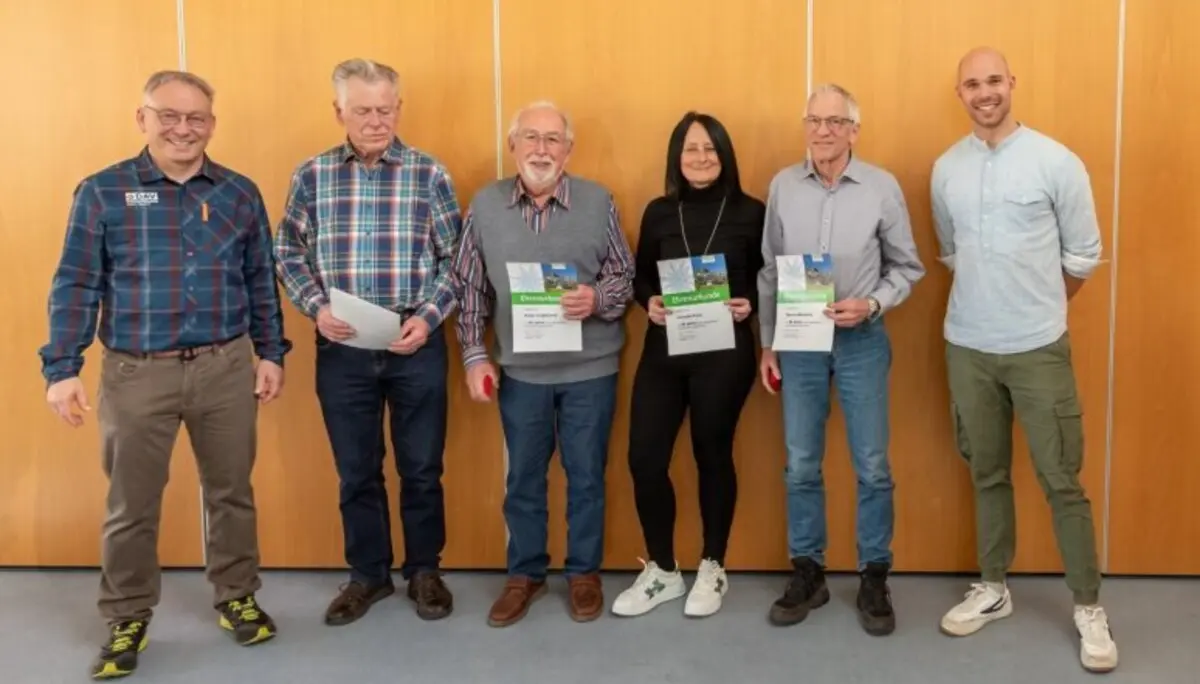 © 40 Jahre - v.l.n.r. Klaus Hassler, Karl-Heinz Mohr, Dieter Engelhardt, Cornelia Fuss, Benno Weckerle, Philippe Pieper